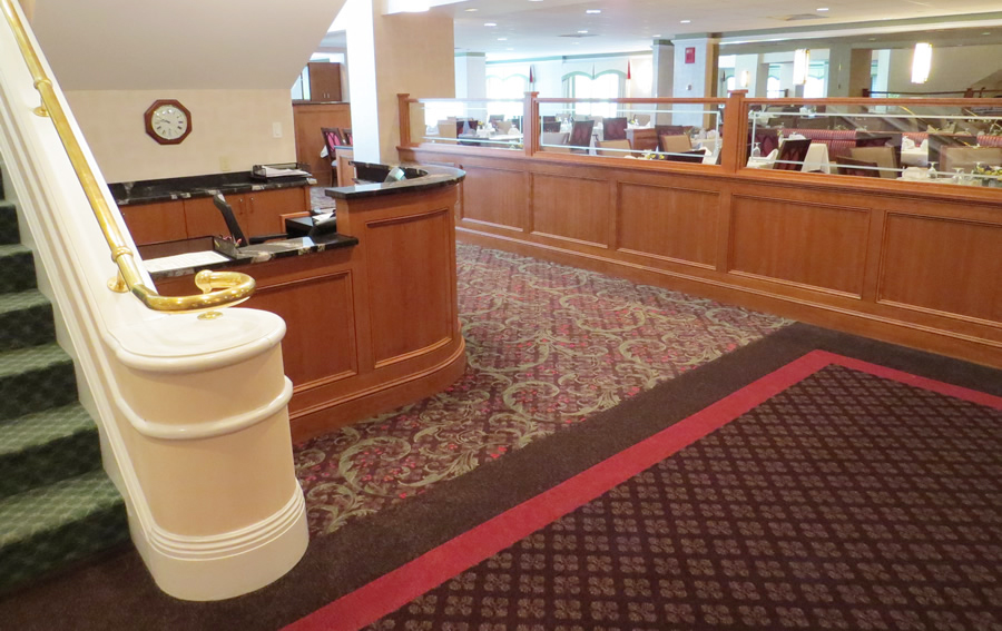 Fox Hill Village Dining Area