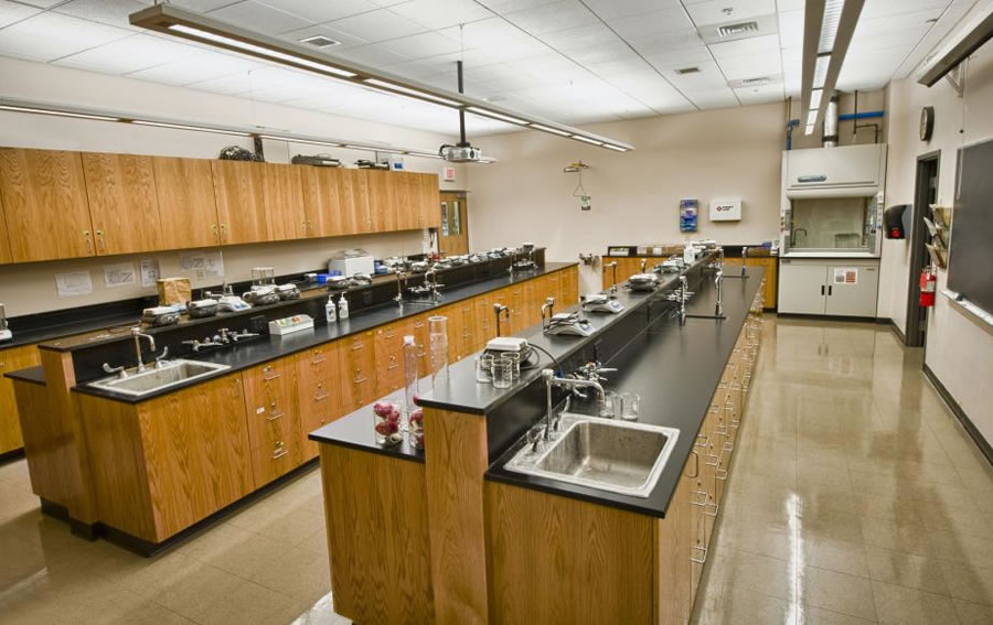 MCPHS University Lab