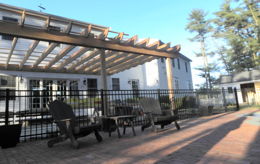 Roberts Residence: Pergola
