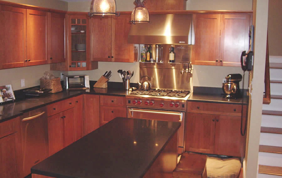Roberts Residence: Kitchen