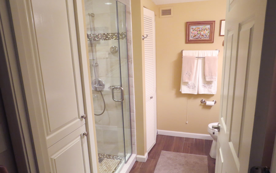 Fox Hill Village Bathroom Remodel