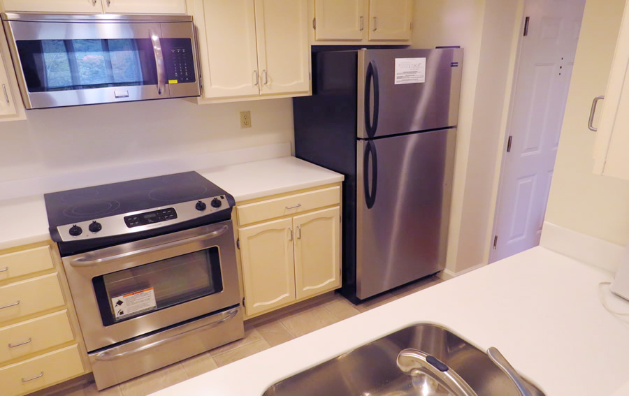 Fox Hill Village Kitchen Remodel